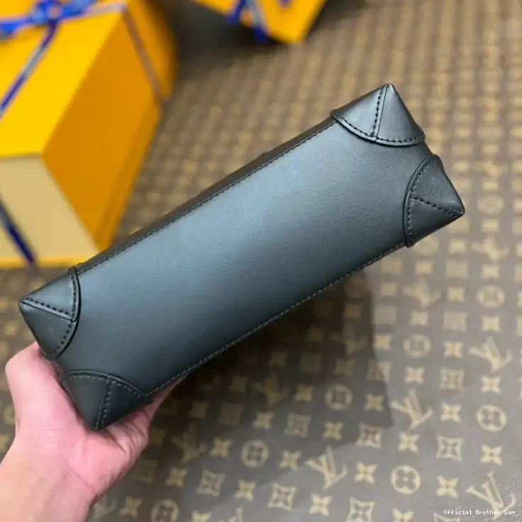 Official Brother Sam 2404YA0032 Bags LV 0811
